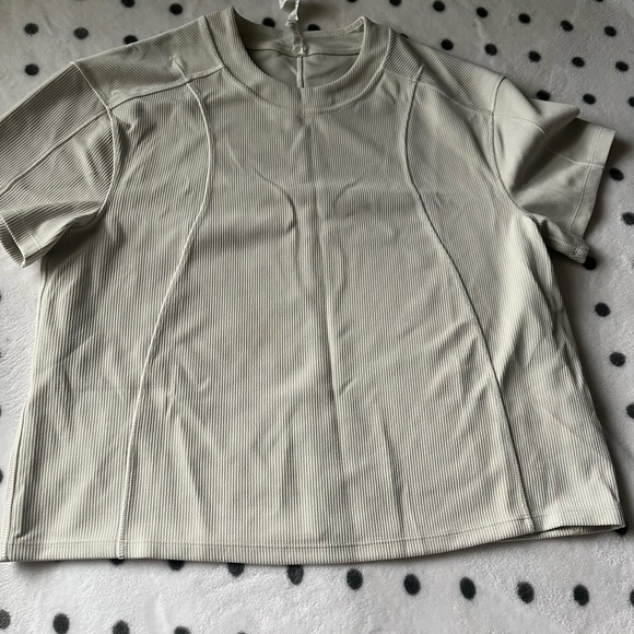 Lululemon outfit - Picture 1 of 4